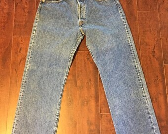 Closing Shop SALE 90's LEVIS jeans 501 W 33 Waist