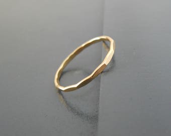 Thin Hammered Gold Filled Ring, Skinny Hammered Gold Ring, Minimal Hammered Gold Ring, Stacking Ring, Midi Gold Filled Ring, Thin Gold Ring