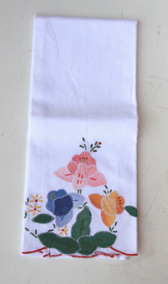 Linen Hand Towels Hand Applique and Embroidery White Towel