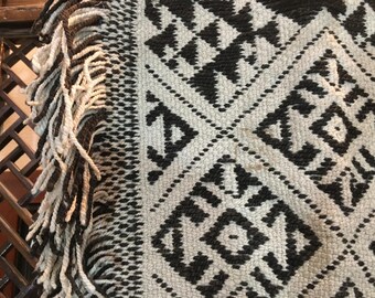 Mapuche Araucano 1960's small rug from Chile