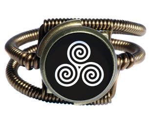 Steampunk Jewelry - Ring - Triskele, Triskelion