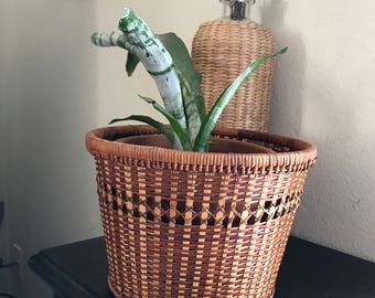 Wood and wicker planter basket