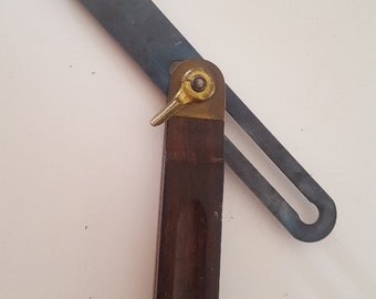 Antique early 1900s Sliding T-Bevel Square, brass bolsters, Stanley Rule & Level Co in great condition. 3.5" to 7"