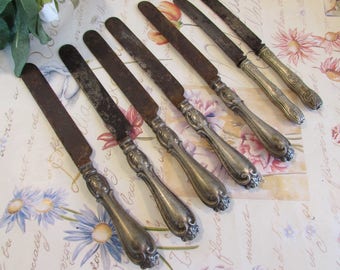 Fabulous antique knives. 4 very large timeworn treasures and two others.