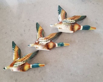 Vintage Flying Ducks/Wall Ceramic/Graduating 3 Ducks