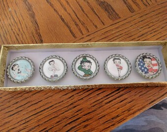 Bottle cap magnet set- Betty boop