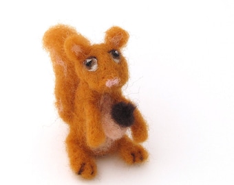 Needle felted Squirrel, Woodland animal, wool felt squirrel soft sculpture