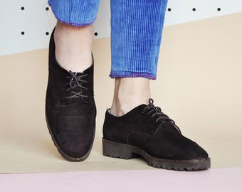 90s VIBRAM oxfords SUEDE oxfords CLASSIC oxfords preppy oxfords leather oxfords prep oxfords mod oxfords / size 7 us / 4.5 uk / 37.5 eu