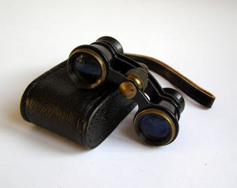 Black opera glasses. Black binoculars. Soviet opera. Binoculars. Small leather case. Vintage accessories.