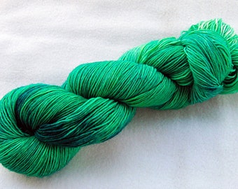 Handdyed SockYarn, 75 Wool, 25 Polyamid 100g 3.5 oz. Nr. 724