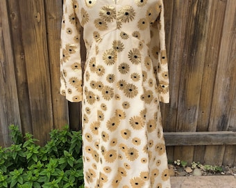 1970s golden daisy dress