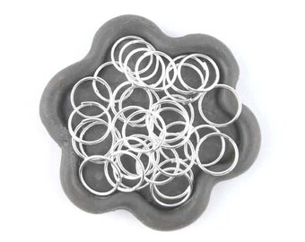 x 100 (07th) 10mm silver plated open jump ring
