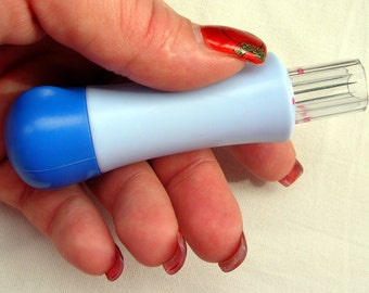 Needle Felting Handle. Felting Needle Tool. Felting holder with seven needles (needles included). Applique Puncher.