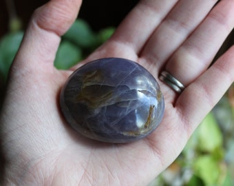 Violet agate, palm stone, pocket stone, pebble gallet, worry stone, crystal specimen, rock stone, minerals gemstones, 1