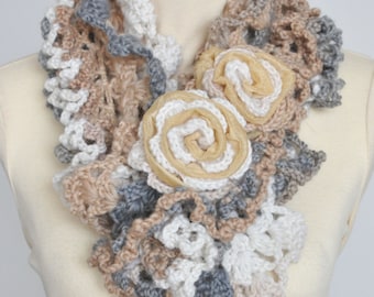 RUFFLE - Cream - Crochet Multicolor Ruffle Scarf WZ Rose Applique