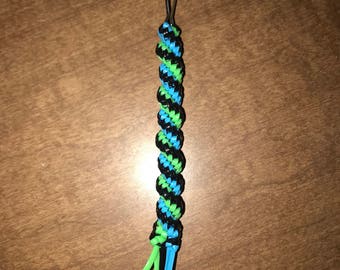 Gimp plastic lacing boondoggle keychain or zipper pull