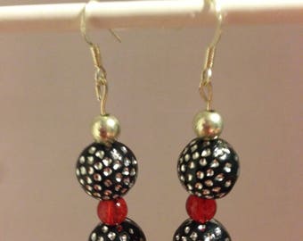 Red black silver polk a dots
