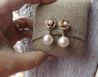 Judy Lee Signed Rose w faux pearl clip on earrings