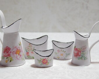 Miniatures,dollhouse.Set of pots and pans