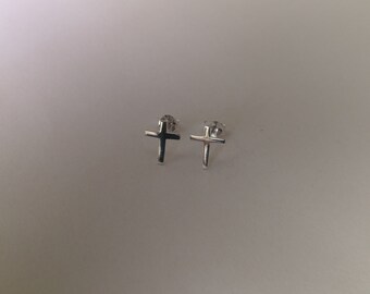 Handmade Solid 925 Sterling Silver stud earring.