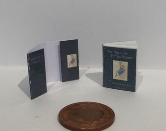 Dolls house Peter Rabbit with pictures, outer removable jacket and Text 1:12th
