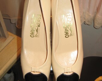 Ferragamo Pumps/Cream and Black Spectator Pumps Size 8AA