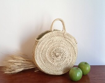 Runde Tragetasche. Handtasche in Palm. Kurzen Henkeln Einkaufstasche in Palm. Größe S. Sommer Tasche. Runden Korb. Sommer Tasche Shooping. Stroh Tote.