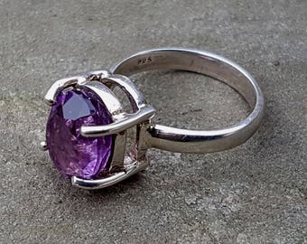 Sterling silver ring with faceted Amethyst,Oval Purple Amethyst,Amazing gift for her SIZE 7