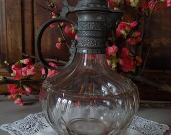 Stunning French vintage claret jug, wine carafe, crystal base and silvered metal top.