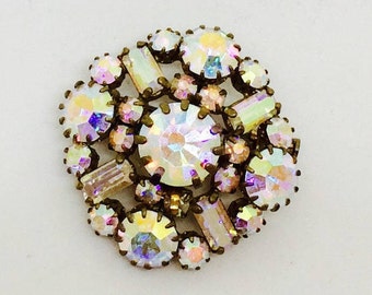 Vintage rhinestone aurora brooch borealise
