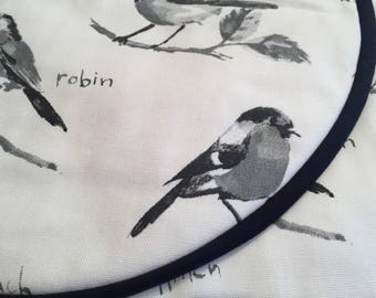 2 Wild British birds Aga pads