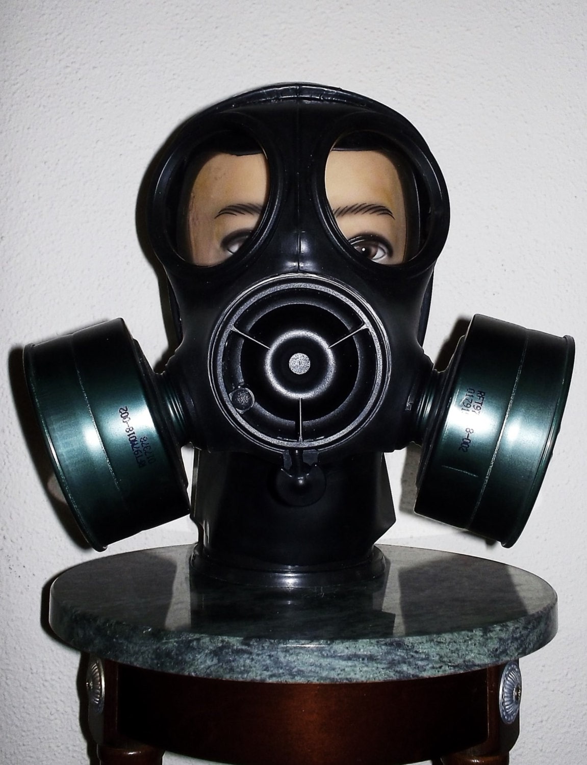 avon gas mask rubebr type