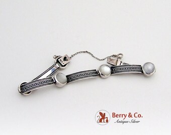 SaLe! sALe! Vintage Sterling Silver Bracelet Mother of Pearl
