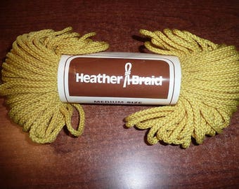 Vintage Heather Braid Medium Size Yellow Skein