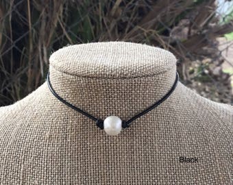 Pearl Necklace, Leather Pearl Necklace, Single Pearl Choker Necklace, boho choker, women boho necklace, June birthstone, bridesmaid,birthday