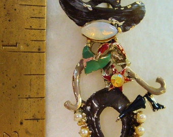 Vintage wild west Sheriff brooch