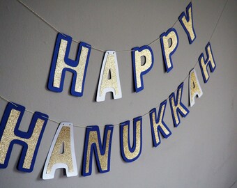 Hanukkah decorations: Happy Hanukkah banner | A festive and glittery Hanukkah garland | Jewish holiday wall decoration