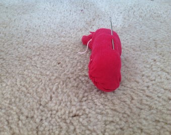 Pin cushion in dark pink