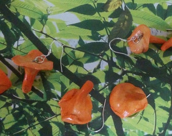 Chanterelle earrings