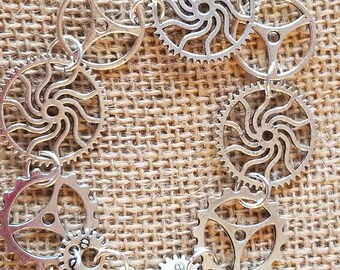 Compelling steampunk style clockwork bracelet