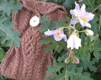 Chocolate brownie glasses case handknitted