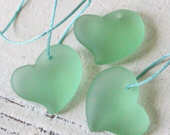 Sea Glass Pendant - Sea Glass Bead - Beach Glass Beads - Jewelry Making Supply - 18mm Sea Glass Glass Heart - Peridot Green - Choose Amount