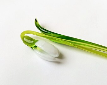 SNOWDROP Glass Flower Figure, hand blown glass, Glass flower, Glass Art, Collectible Figurine, blown glass figurine
