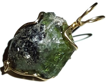 Natural Alexandrite Crystal Pendant (20.4 ct) Color Change Zimbabwe Alexandrite in 14k Gold, Green to Blueish Natural Chrysoberyl Crystal