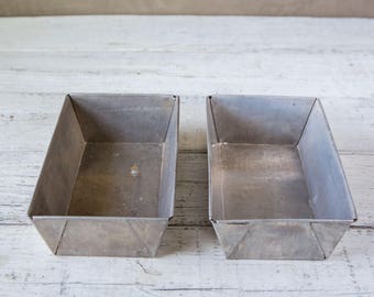 2 Vintage and Weathered Bread Loaf Pan-Food Photography Props