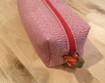 Large Zippered Box Pouch