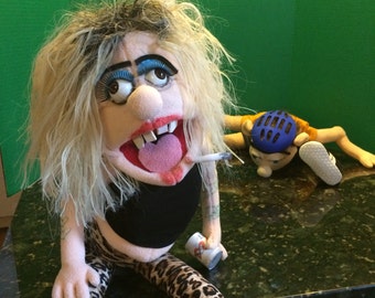 Jeffy's girl friend Britknee puppet from Supermariologan