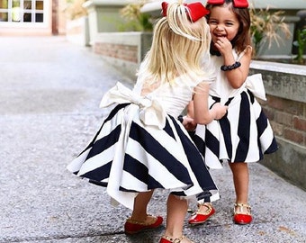 Girls Red Hair Bow - Big Red Bow - Red Hair Bow