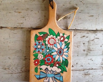 Mid Century wooden cheese board / kitsch kitchen decor / cheese tray / floral cheese tray