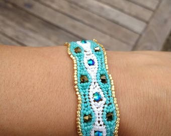 Serpentine bracelet